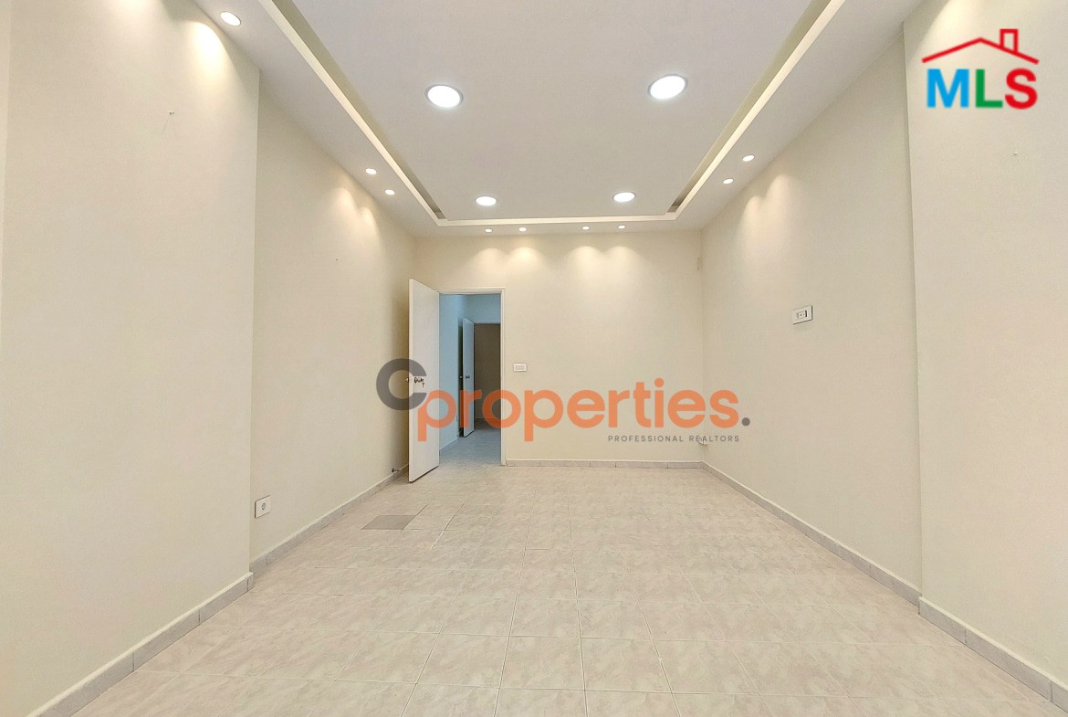 Office for rent in Jdeideh CPSM140