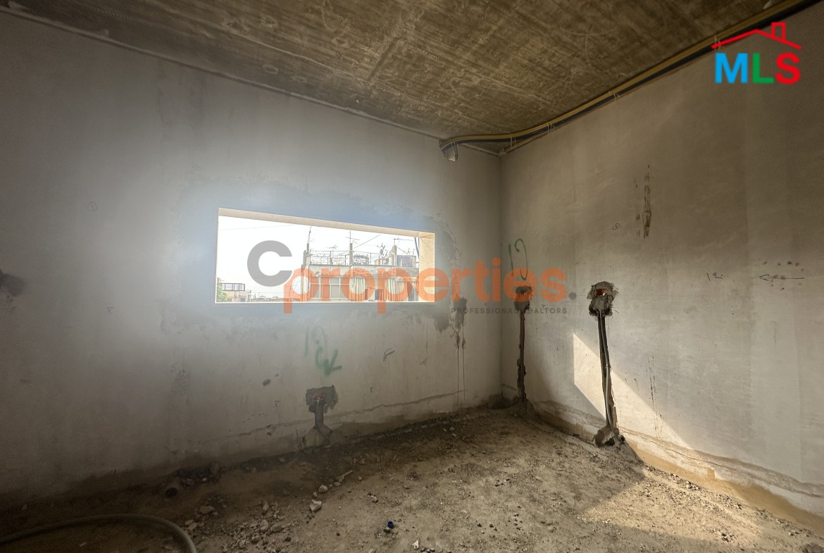 Prime Location Core & Shell Shop For Rent in Hadath Baabda - CPDD25