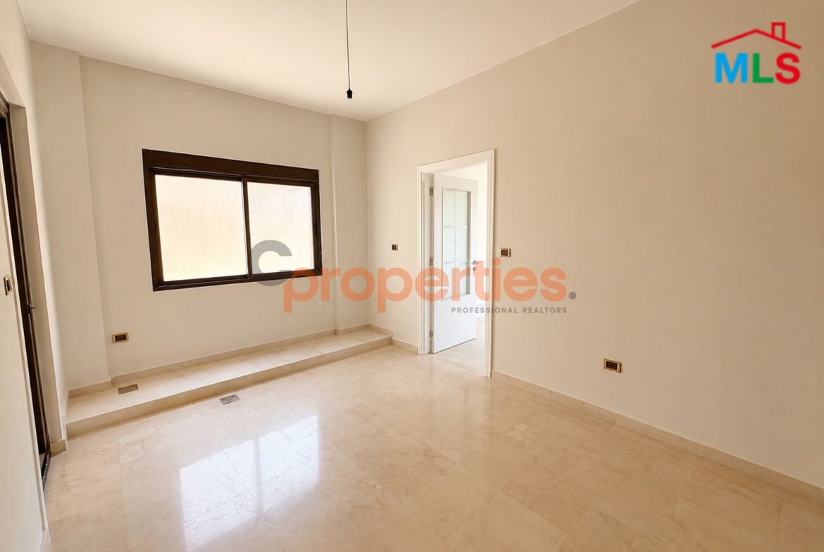 Apartment For Sale in Naccache – CPLO43