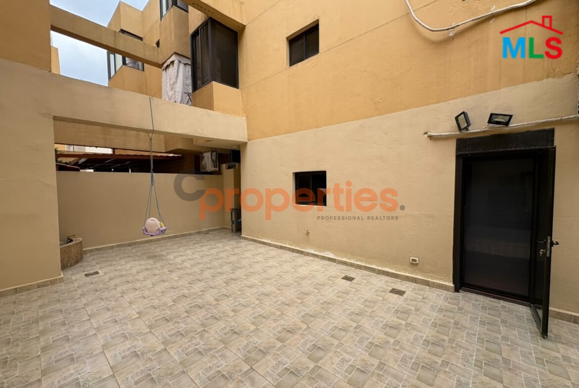 Apartment For Sale in Blaybel with Terrace -شقة للبيع في بليبل مع تراس CPDD92
