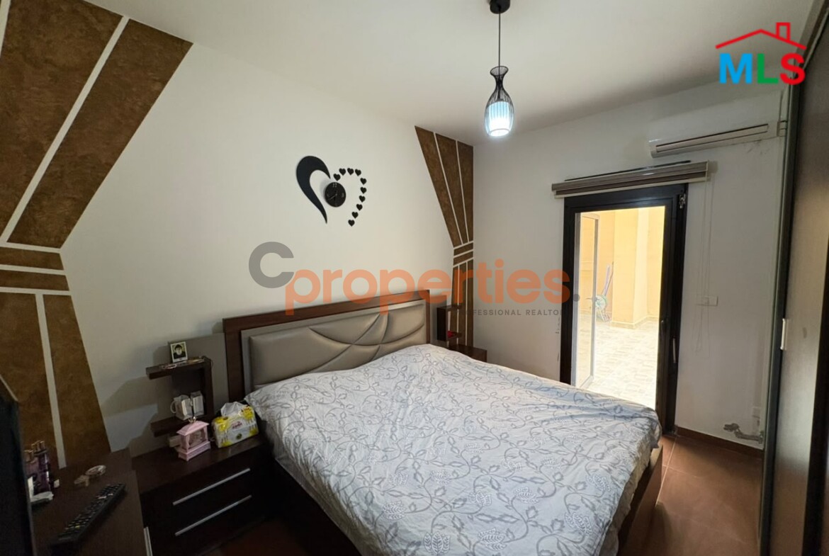 Apartment For Sale in Blaybel with Terrace -شقة للبيع في بليبل مع تراس CPDD92