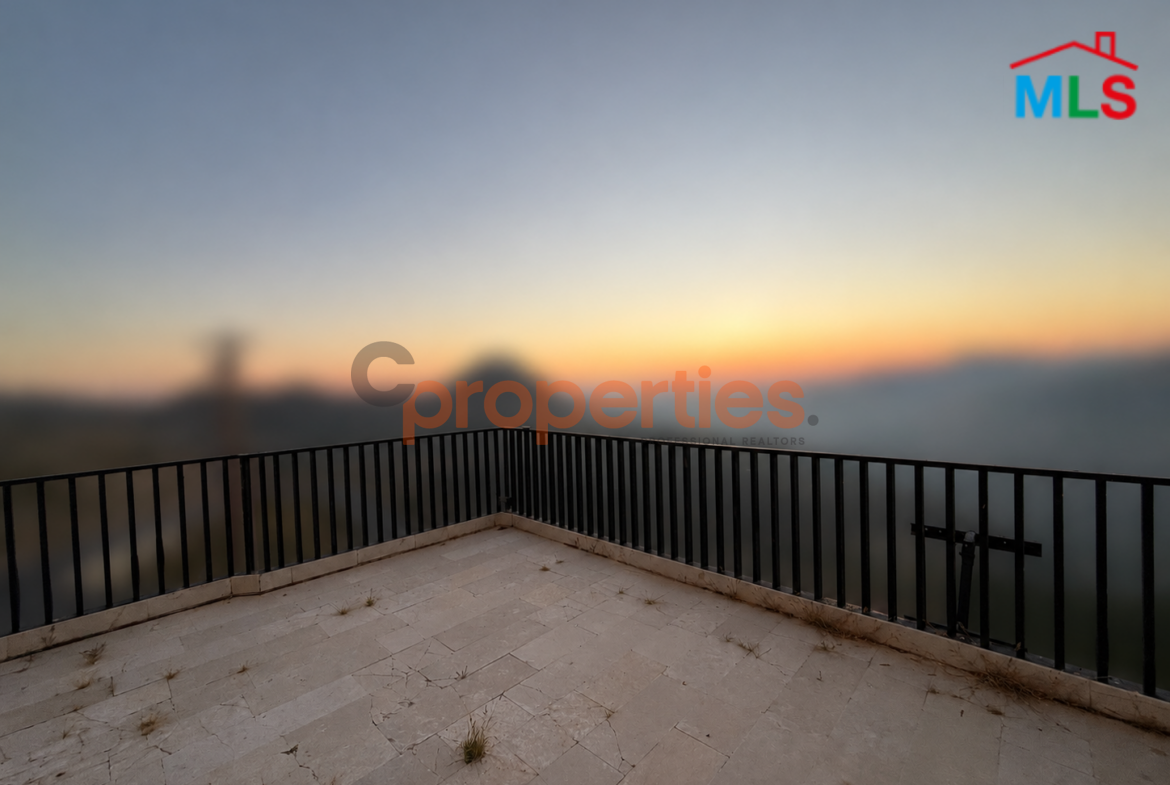 Chalet For Sale in Faqra شاليه للبيع في فقرا CPKMF110