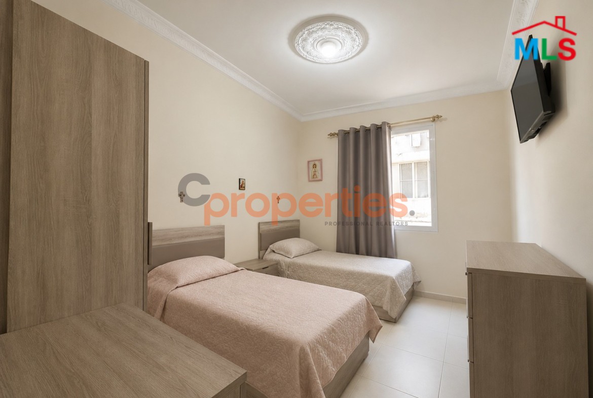 Semi-Furnished Apartment in Hadath For Sale with Terrace -شقة نصف مفروشة للبيع في الحدث مع تراس CPDD89