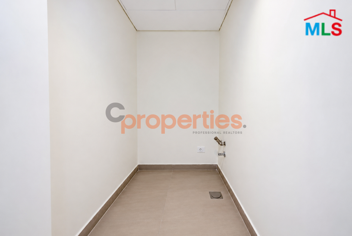 Apartment for sale in Ain Mreisse CPBMKH55