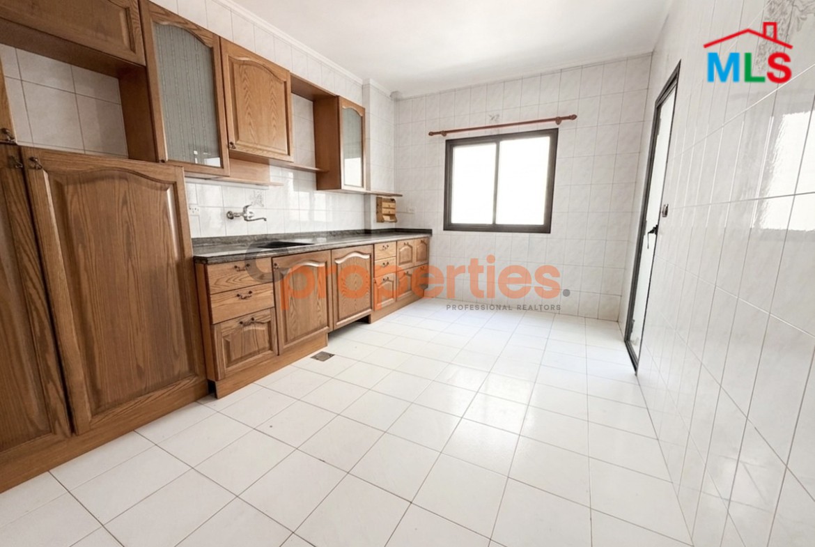 Apartment for Sale In Naccache – شقة للبيع في النقاش – CPLO06