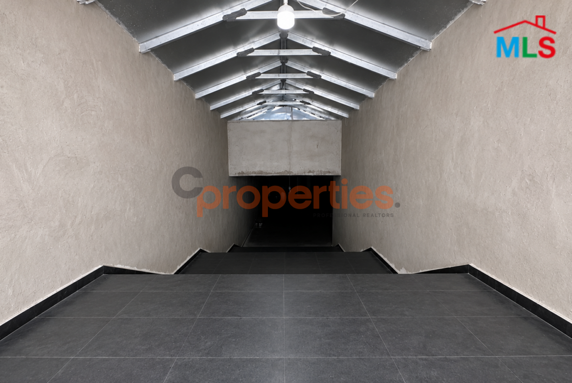 Showroom For Sale in Ramlet al Baydah – CPBHS75