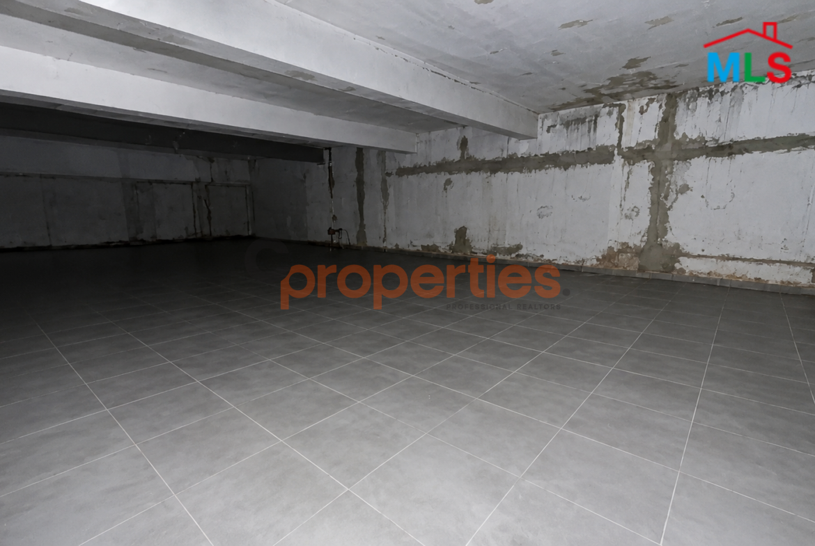 Showroom For Sale in Ramlet al Baydah – CPBHS75