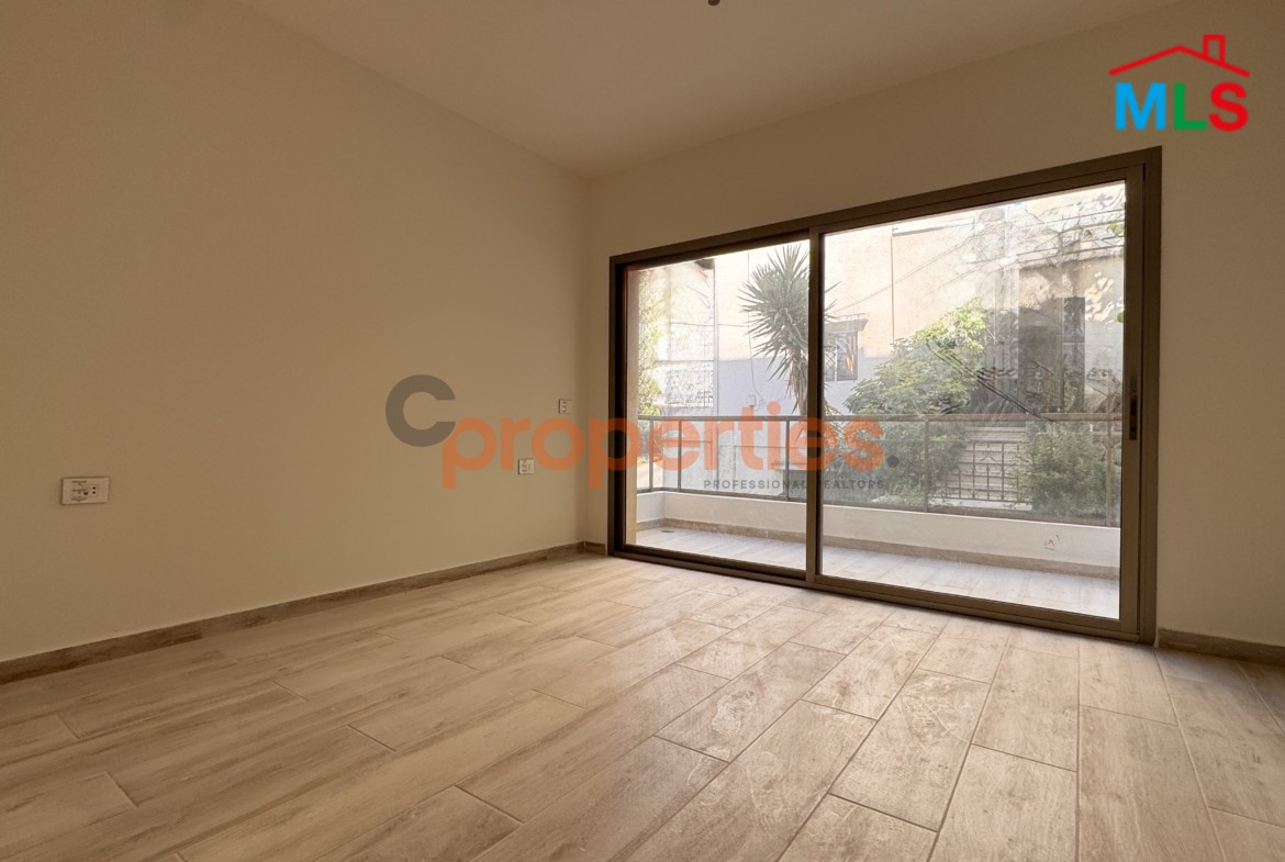 Apartment for sale in awkar – CPTA102