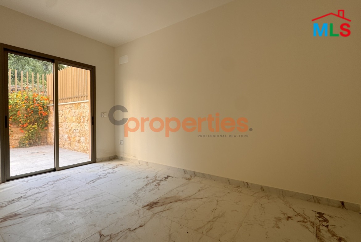Apartment for sale in awkar – CPTA102