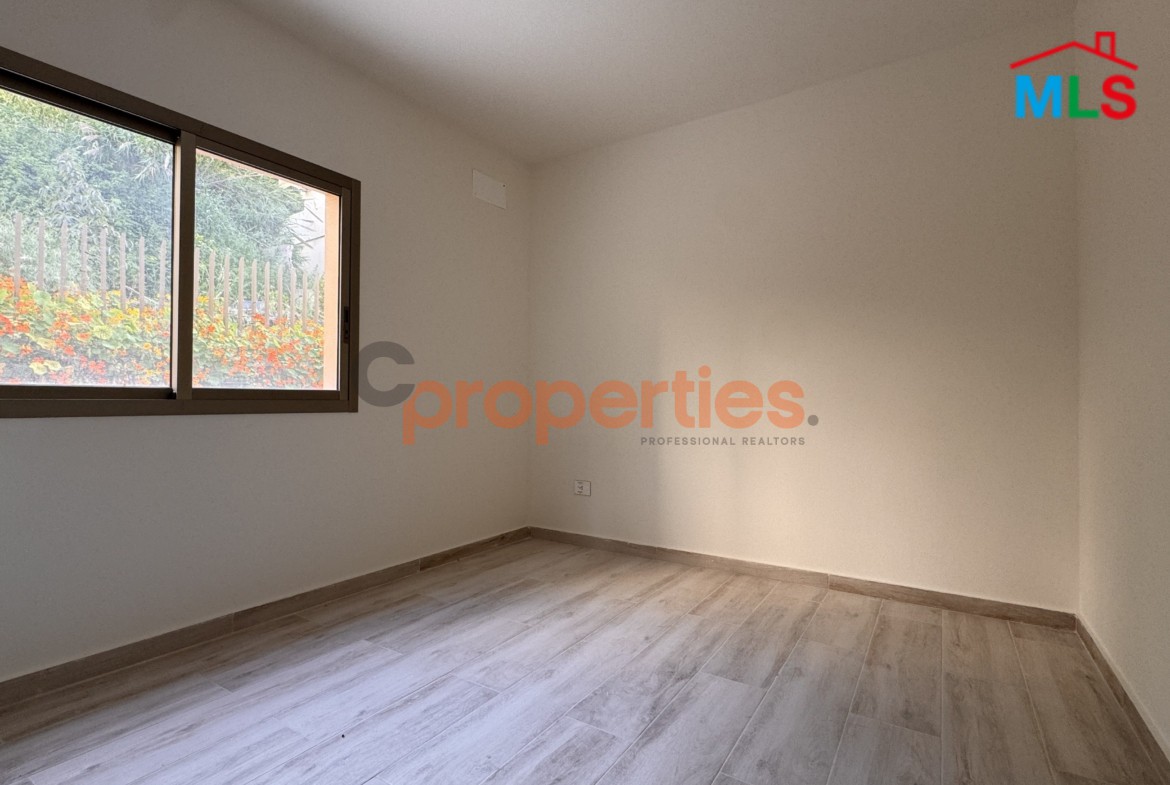 Apartment for sale in awkar – CPTA102