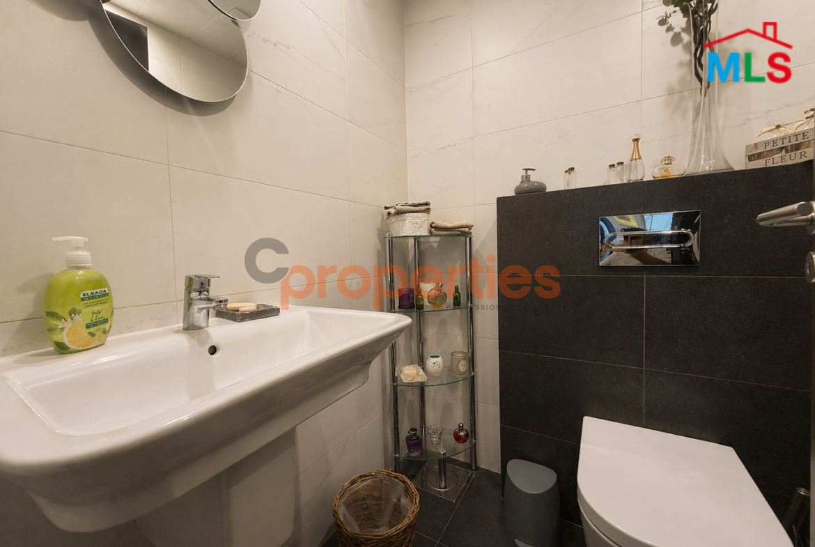 Apartment for Sale in Hazmieh – CPMK205