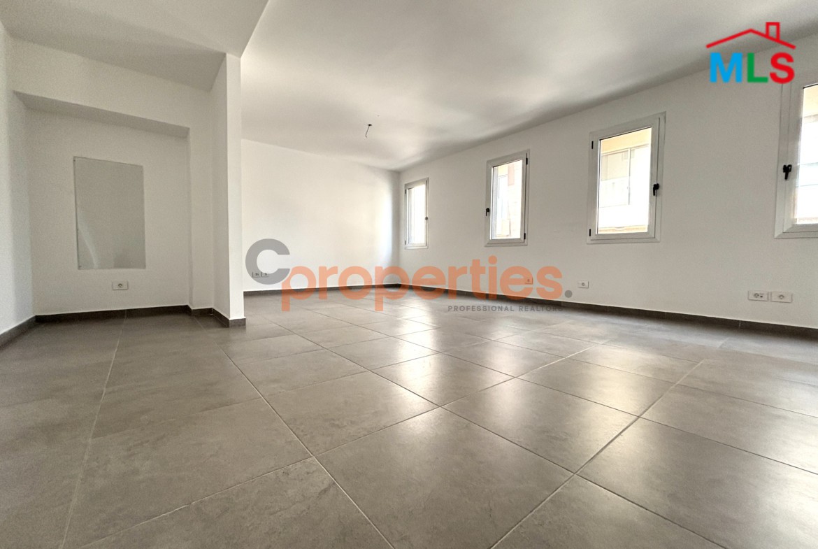 Office For Sale in Jbeil CPJRK346
