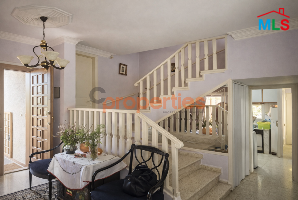 Villa for Sale in Maarab – CPKMF73