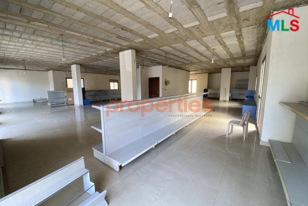 Showroom for Sale in Hazmieh – CPFY215