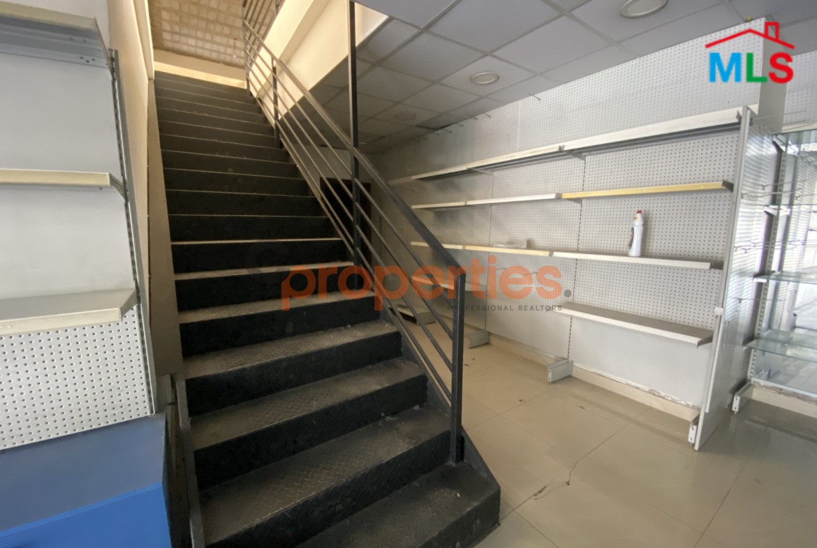 Showroom for Sale in Hazmieh – CPFY215