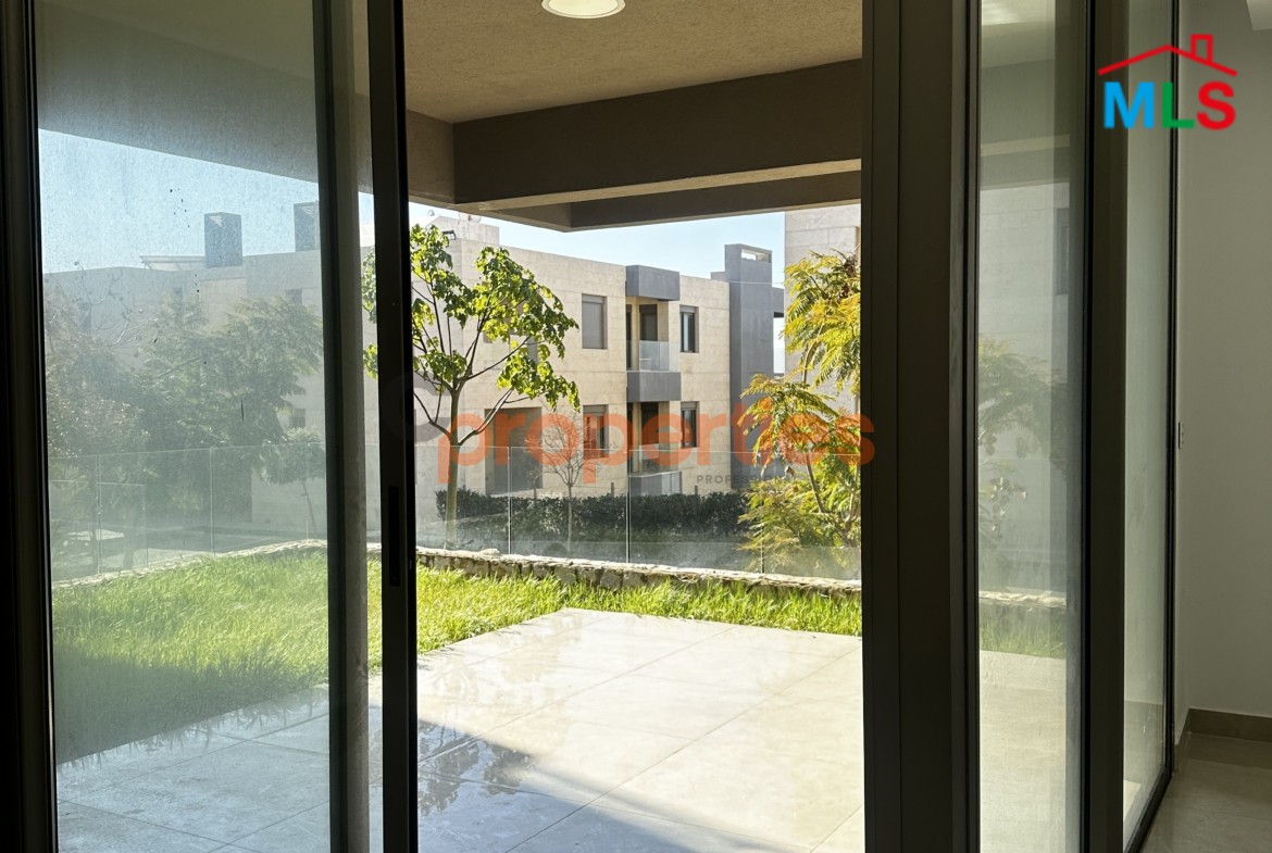 Apartment For Sale in Amchit – CPKCC61