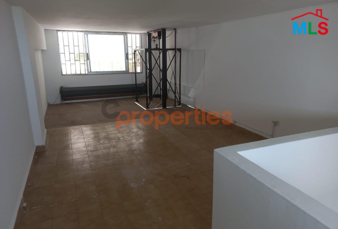 Showroom for Rent in Cornet Chehwan – CPMF41