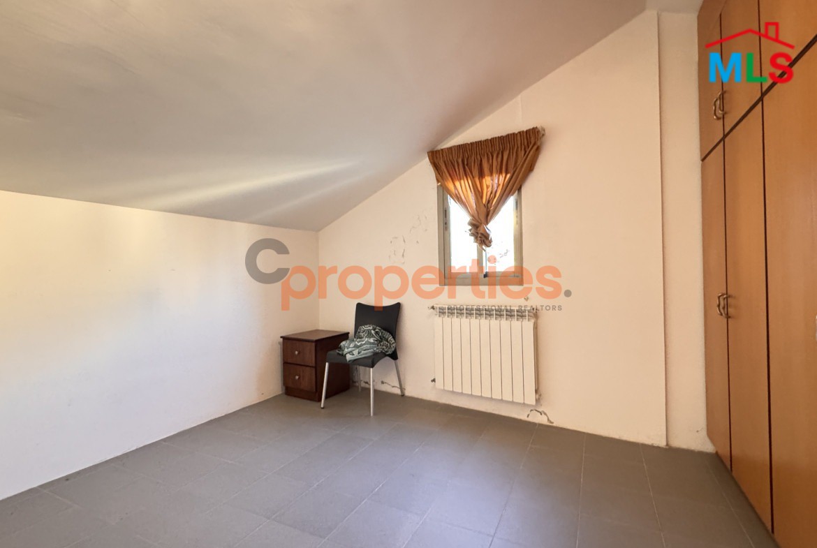Rooftop For Sale In Belle Vue Awkar- CPTA64