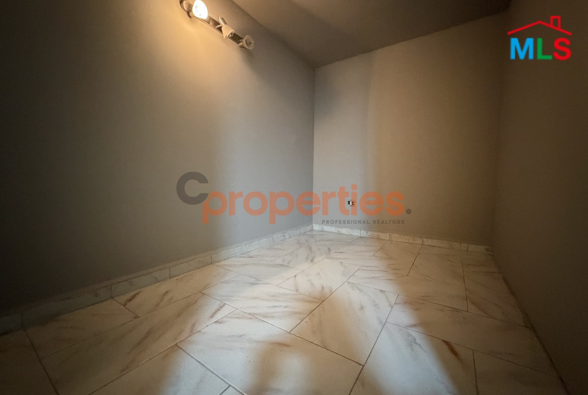 Prime Shop for Sale in Hazmieh – CPFY118