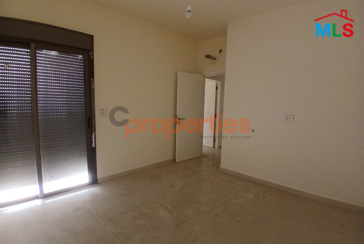 Apartment For Sale In Nahr Ibrahim – CPJGK51