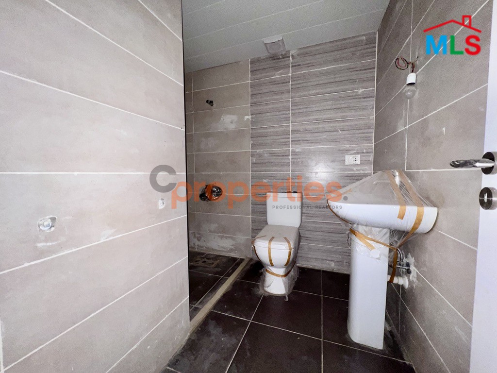 Luxurious Spacious Apartment For Sale in Mar Roukoz | CPCC81