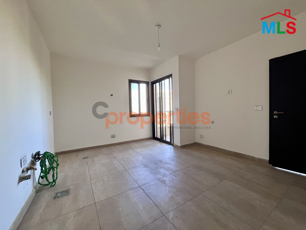 Luxurious Spacious Apartment For Sale in Mar Roukoz | CPCC81