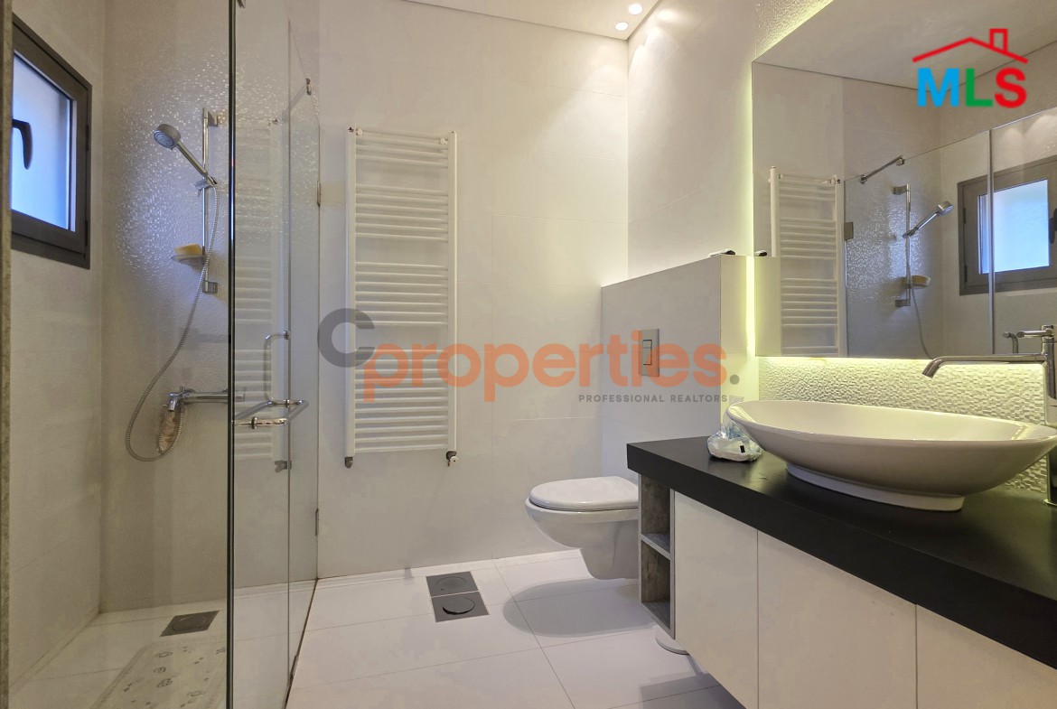 High-End Fully Furnished Apartment for Sale | Monteverde – CPGA127