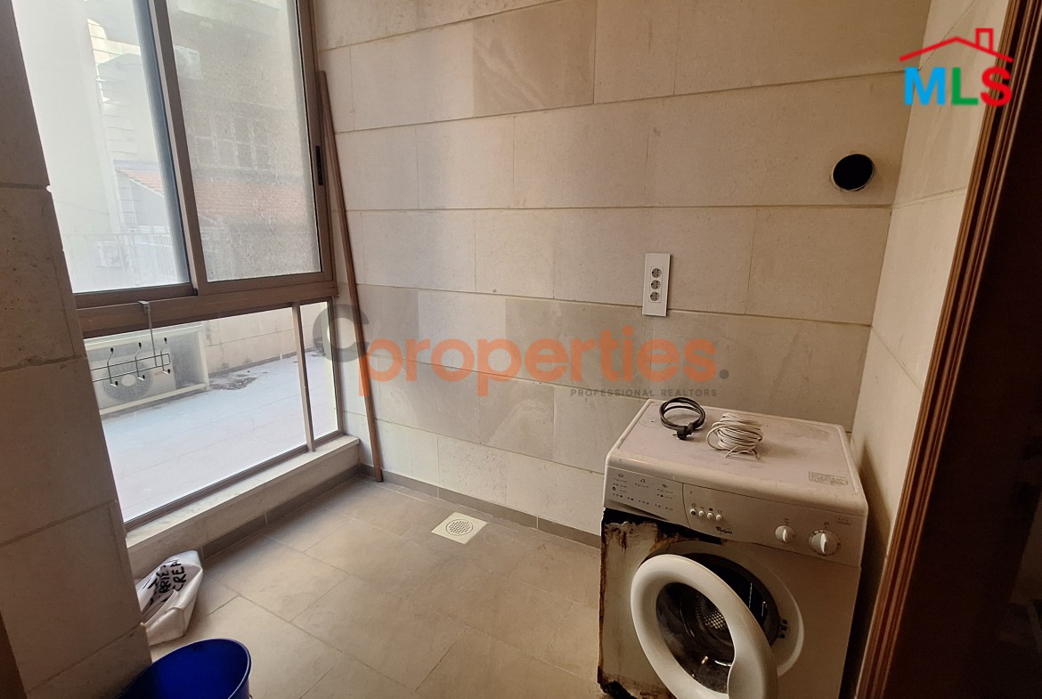 Apartment For Sale In Baabda Antonine – CPAK02