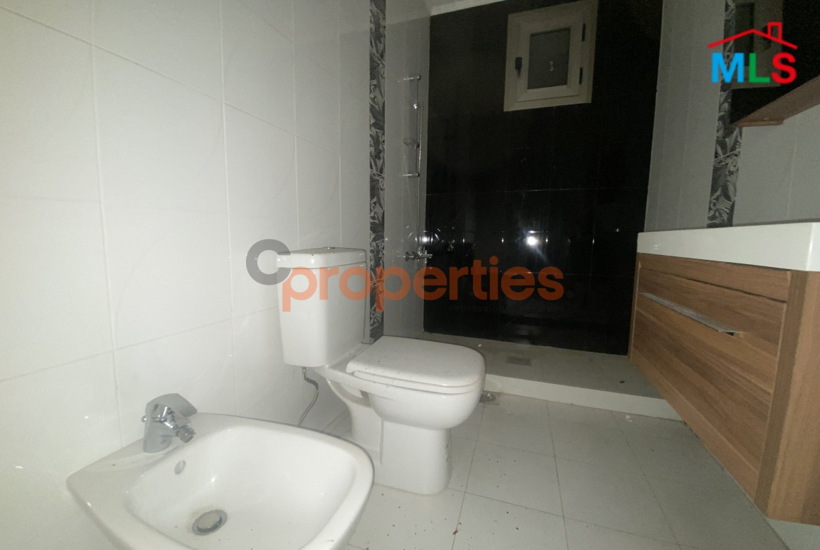 Bright Apartment For Sale in Zalka – CPFY51