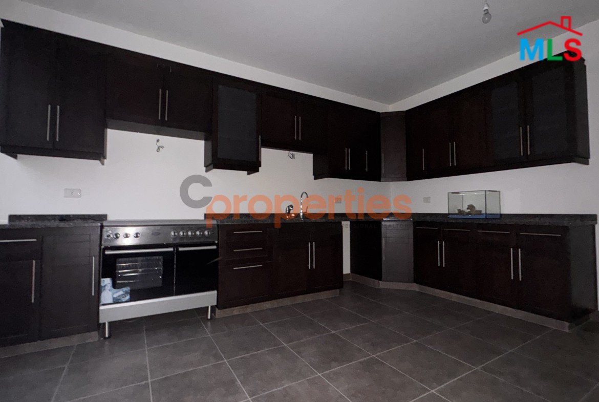 Duplex For Sale In Awkar-Belle Vue – CPTA56