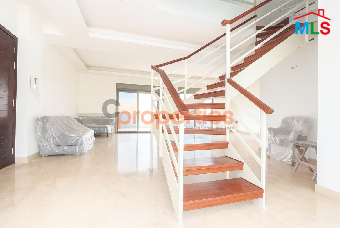 Duplex For Sale In Awkar-Belle Vue – CPTA56