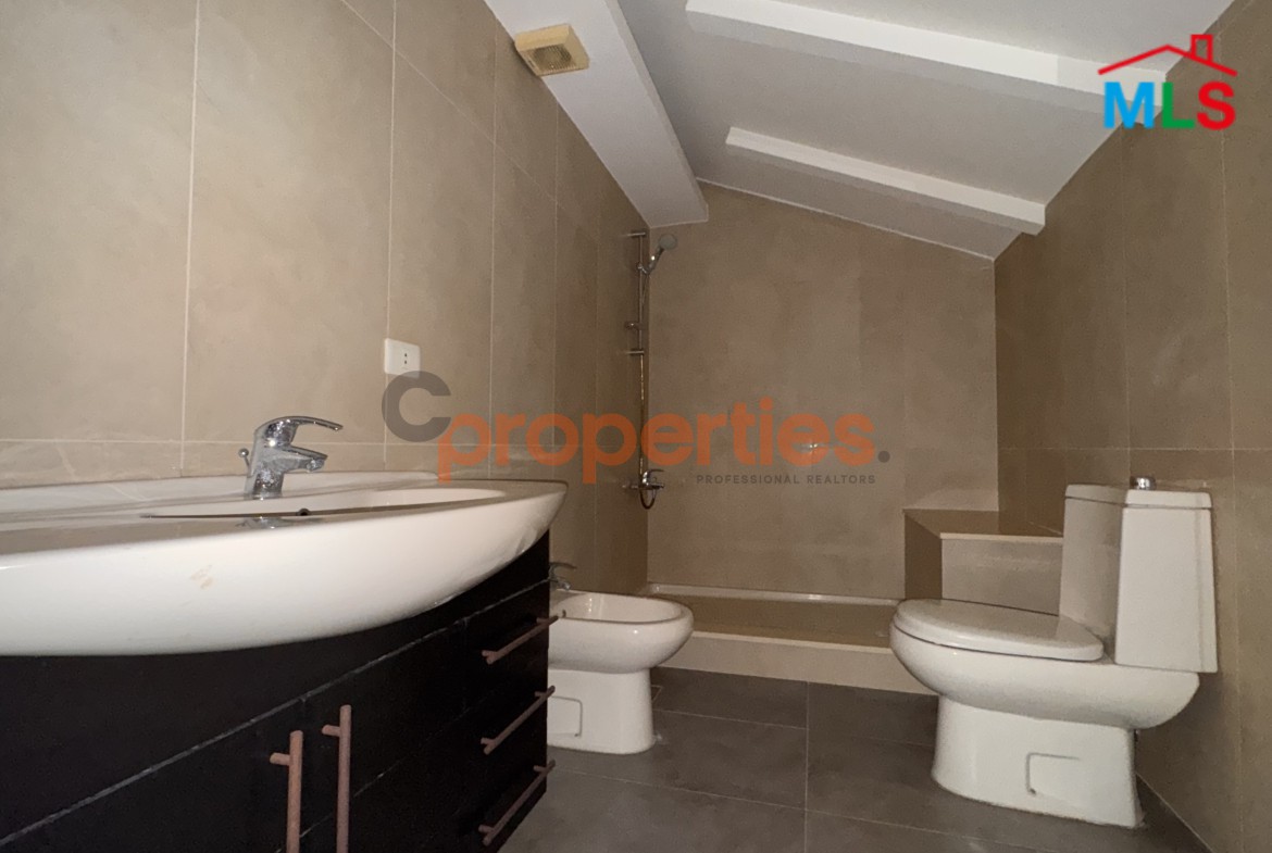 Duplex For Sale In Awkar-Belle Vue – CPTA56