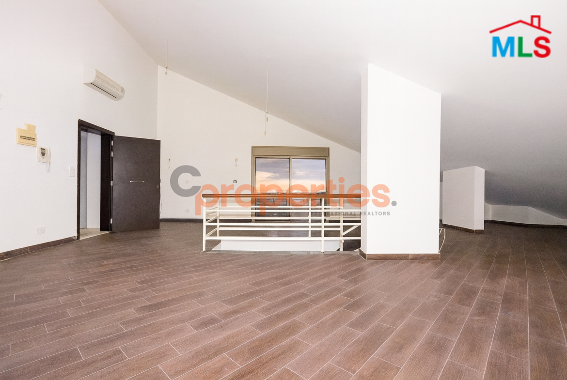 Duplex For Sale In Awkar-Belle Vue – CPTA56