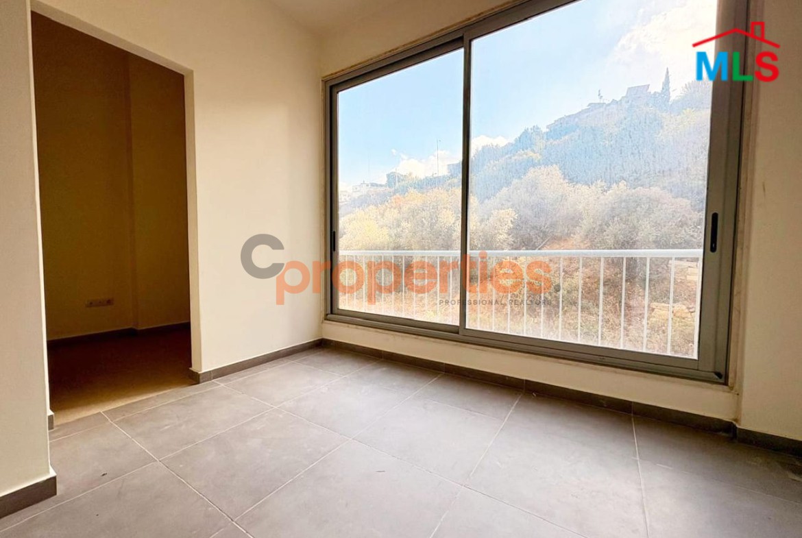 Apartment For Sale In Louaize – CPFY152