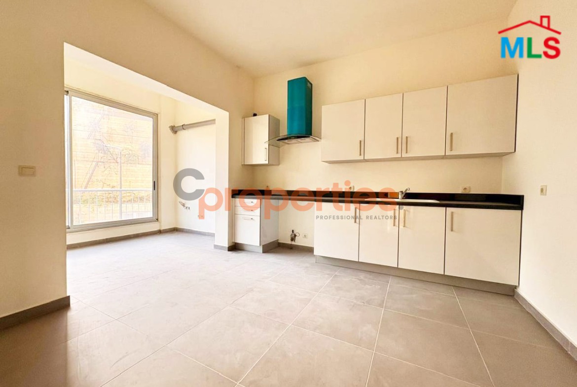 Apartment For Sale In Louaize – CPFY152