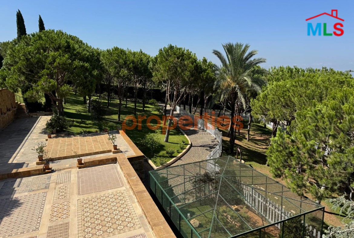 Luxury Furnished Palace for Sale – Mazboud Chouf – CPHR06