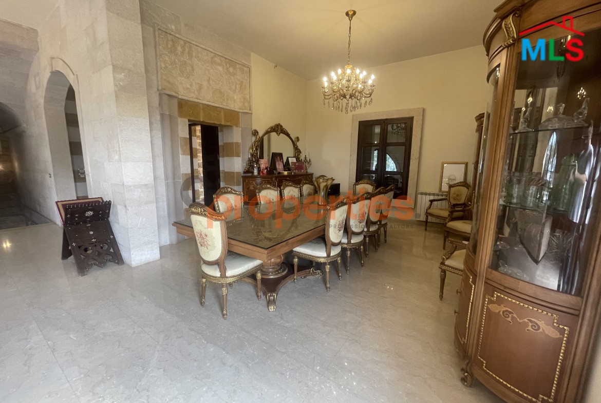 Luxury Furnished Palace for Sale – Mazboud Chouf – CPHR06