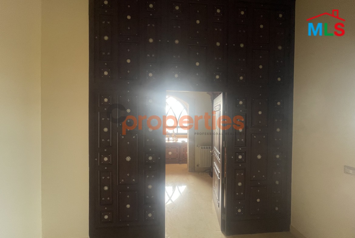 Luxury Furnished Palace for Sale – Mazboud Chouf – CPHR06