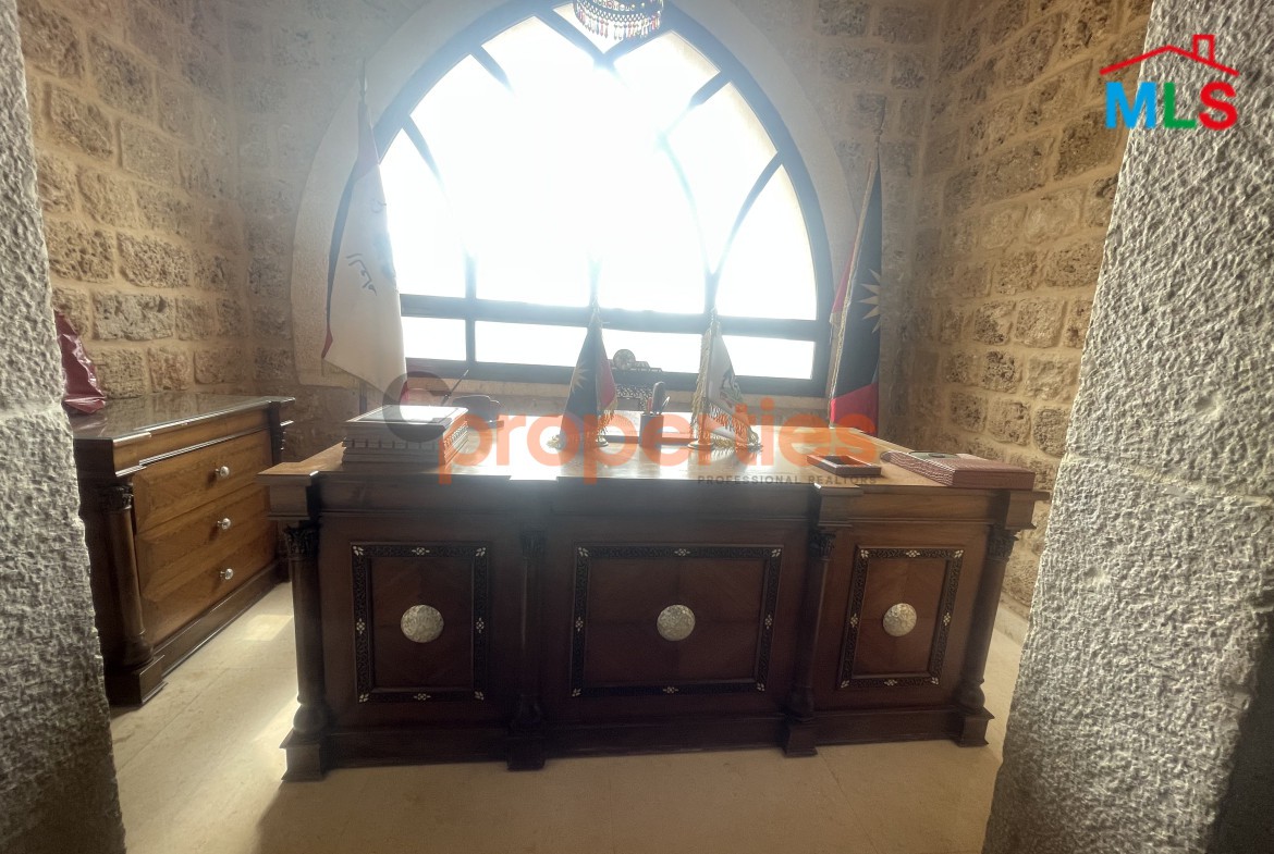 Luxury Furnished Palace for Sale – Mazboud Chouf – CPHR06