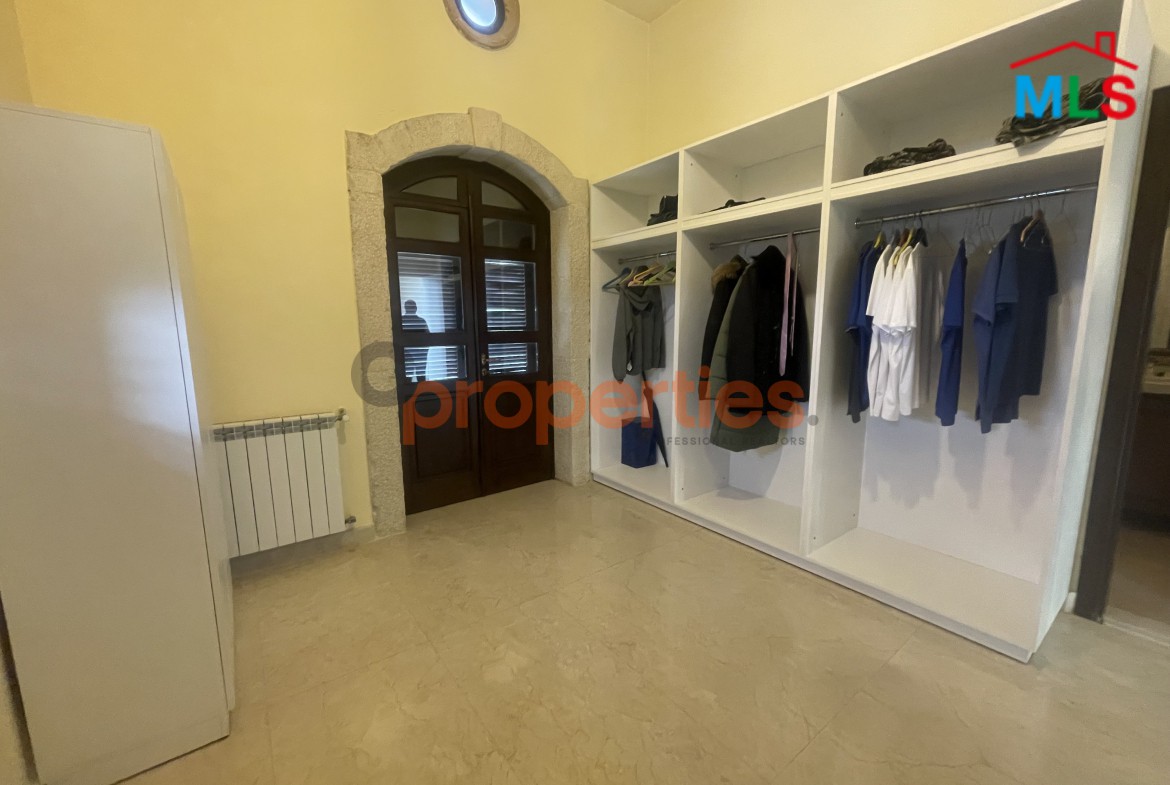 Luxury Furnished Palace for Sale – Mazboud Chouf – CPHR06
