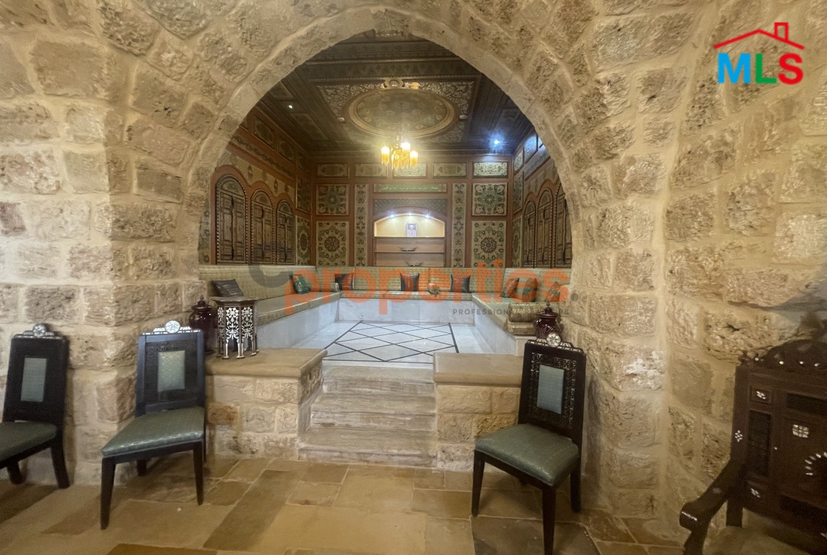 Luxury Furnished Palace for Sale – Mazboud Chouf – CPHR06