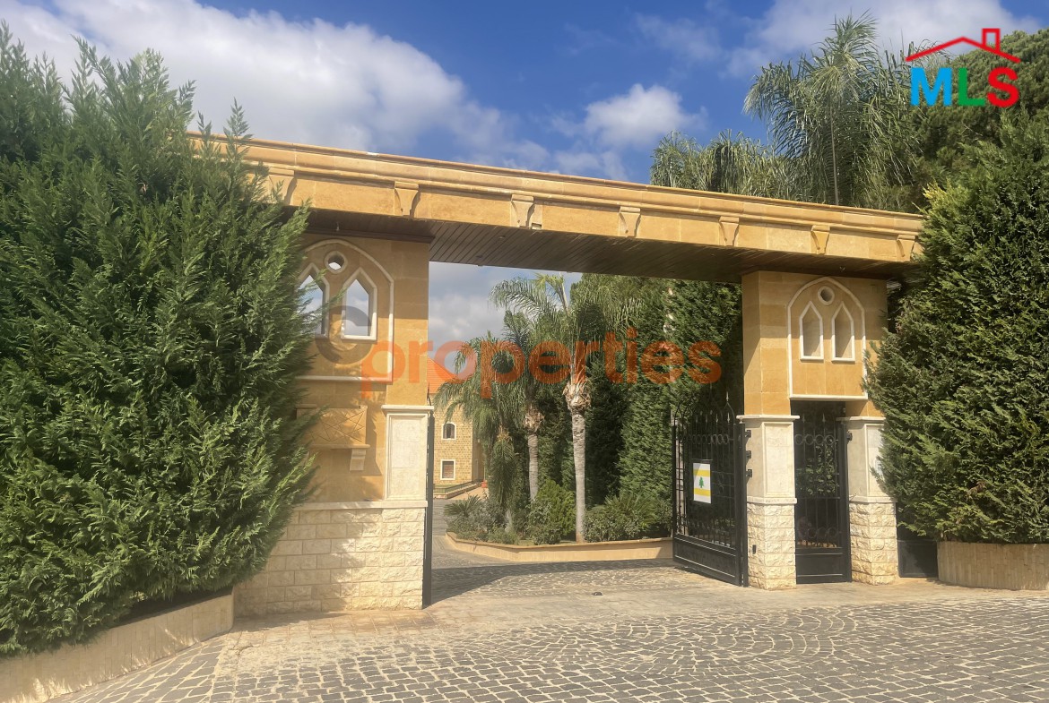 Luxury Furnished Palace for Sale – Mazboud Chouf – CPHR06