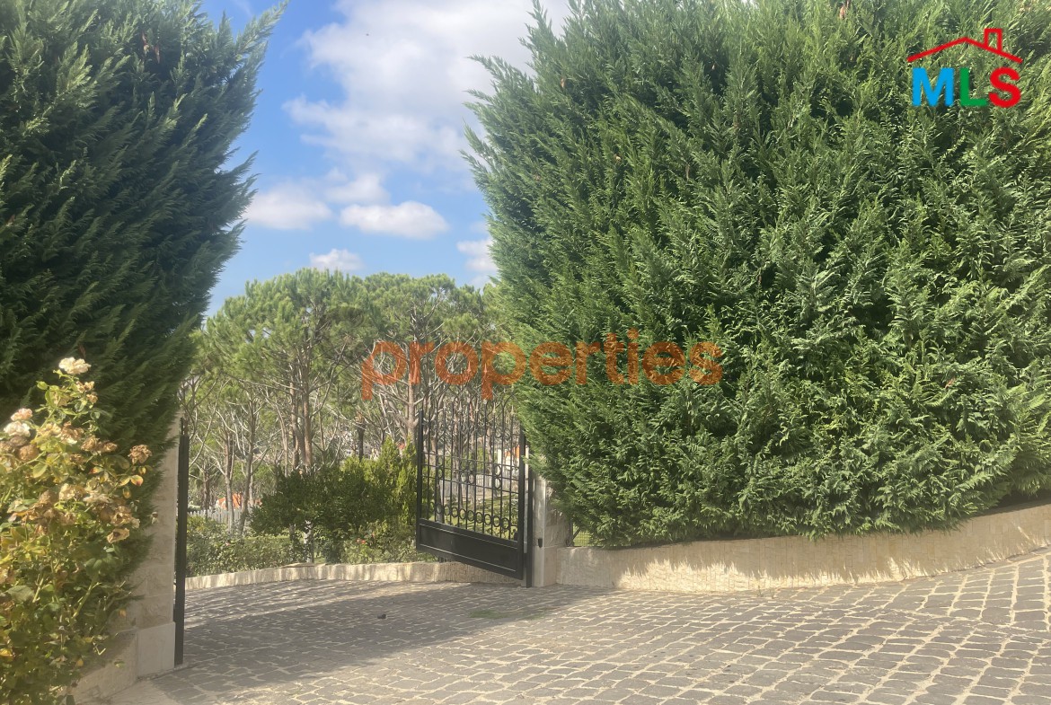 Luxury Furnished Palace for Sale – Mazboud Chouf – CPHR06