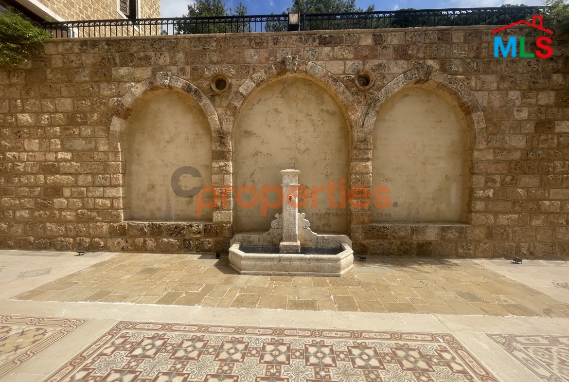 Luxury Furnished Palace for Sale – Mazboud Chouf – CPHR06