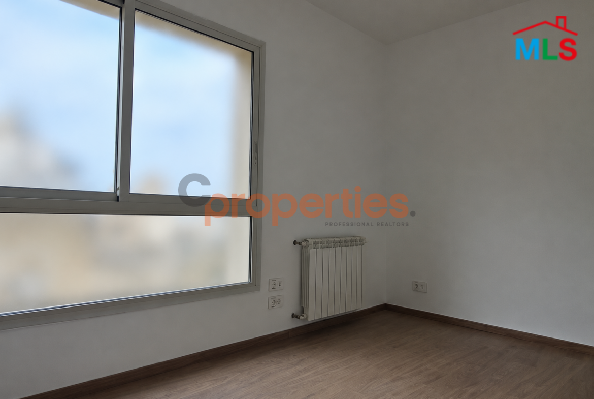 Apartment For Sale In Achrafieh شقة للبيع في الأشرفية CPBWW34