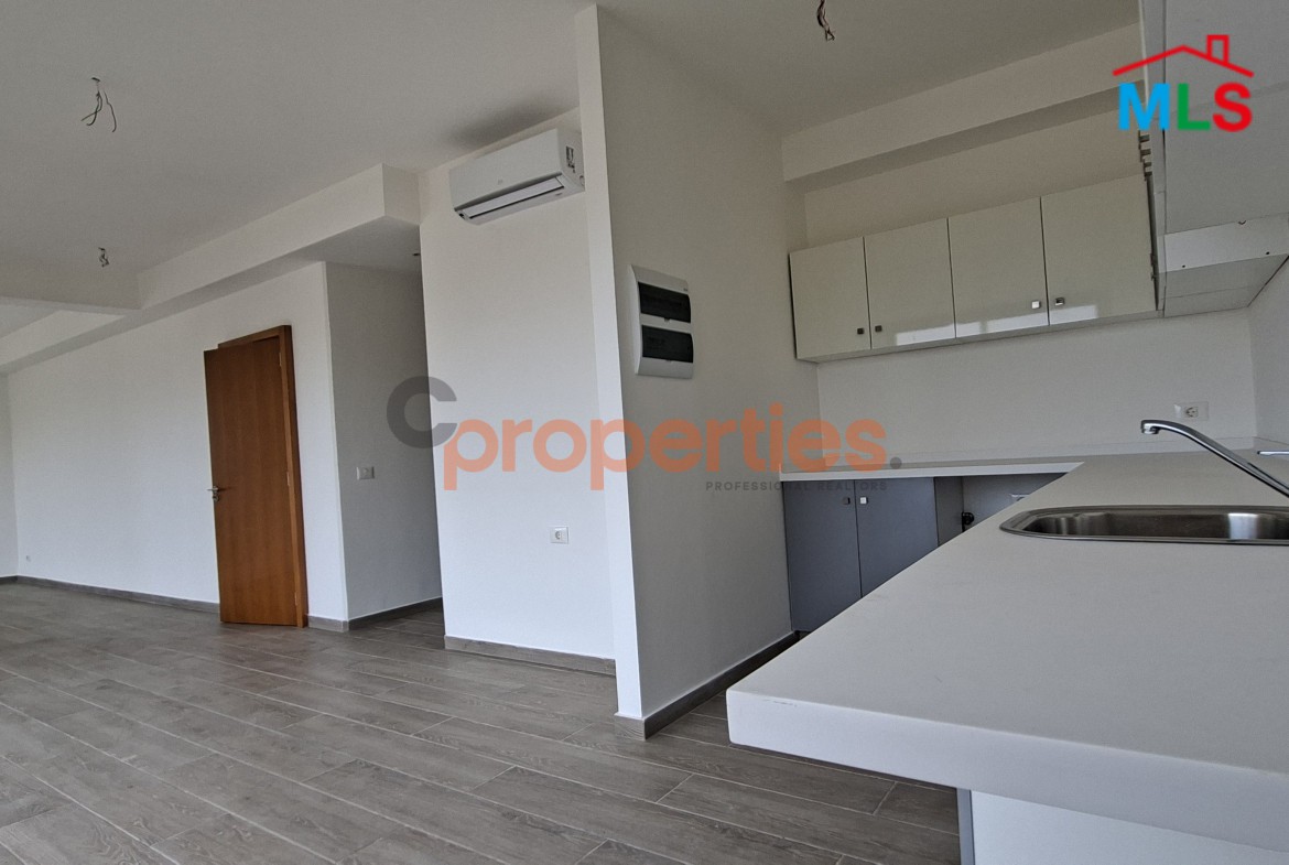 Apartment For Sale in Achrafieh – CPBWW29