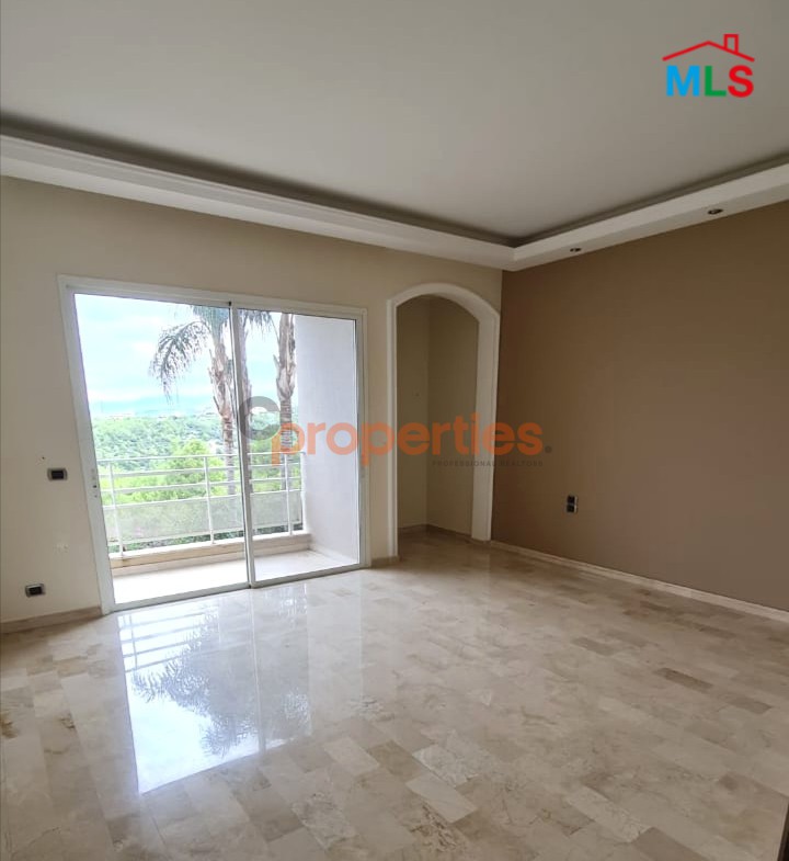 Luxury Apartment For Sale in Aramoun – CPHR05