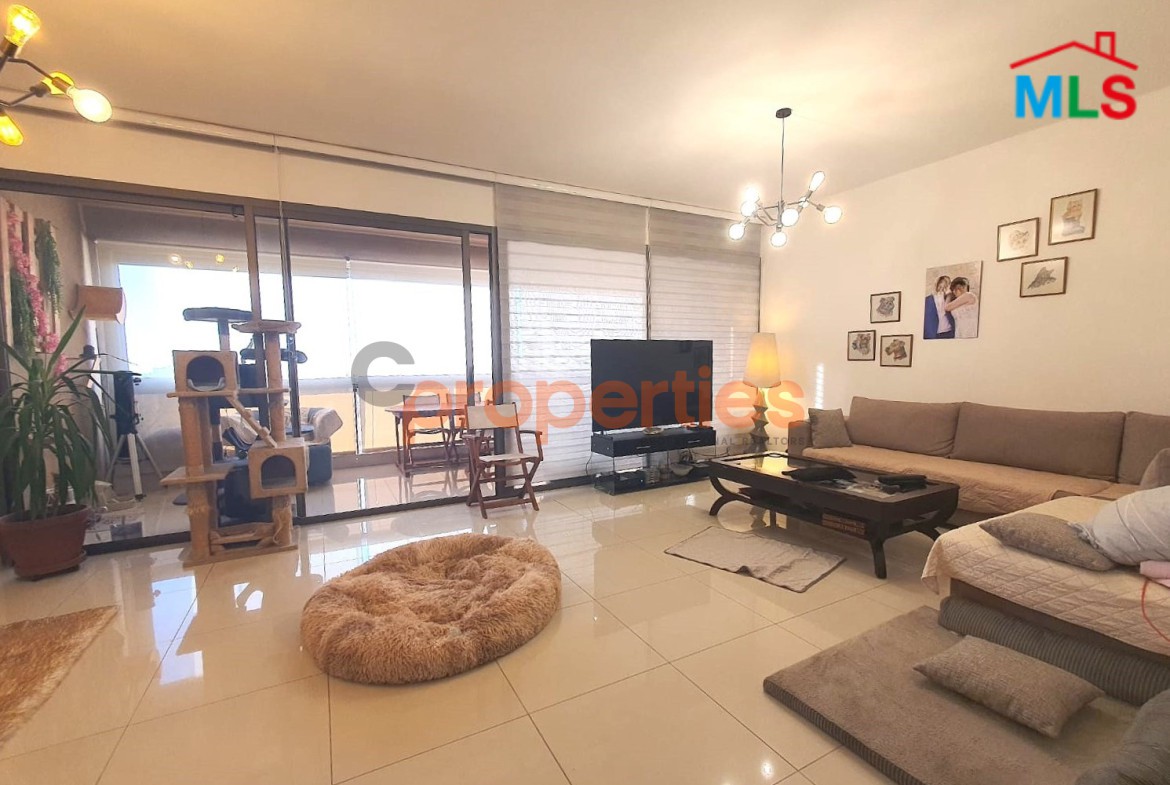 Apartment for Sale in Jdeideh (Prime Location) – CPSM404