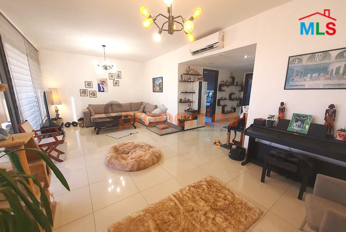 Apartment for Sale in Jdeideh (Prime Location) – CPSM404