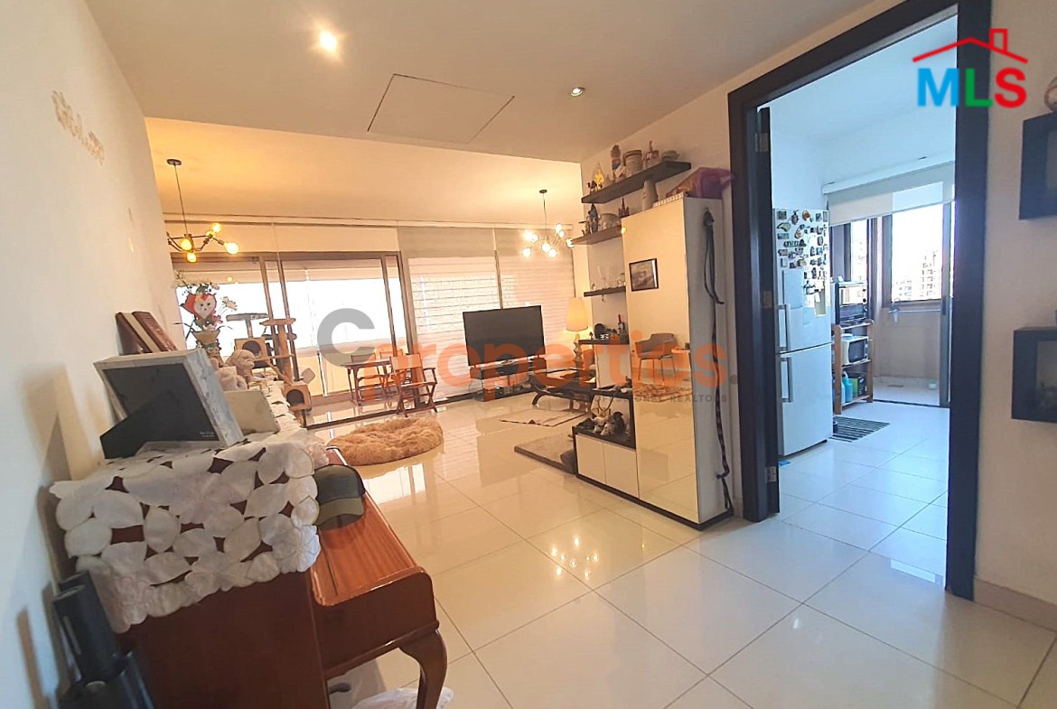 Apartment for Sale in Jdeideh (Prime Location) – CPSM404
